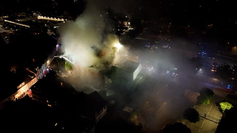 Im Gebäude des ehemaligen Clubs "Magnum" in der Schloßstraße in Wittlich ist in der Nacht ein Brand ausgebrochen.