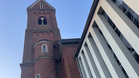 Keine Kirche mehr: Sankt Gangolf in Dörbach wurde entweiht. Die Gemeinde stellt das vor Herausforderungen. 