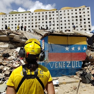 Ein Team aus Feuerwehrleuten des Vereins @fire hilft nach dem Erdbeben in Venezuela, darunter auch drei Feuerwehrleute aus Trier.