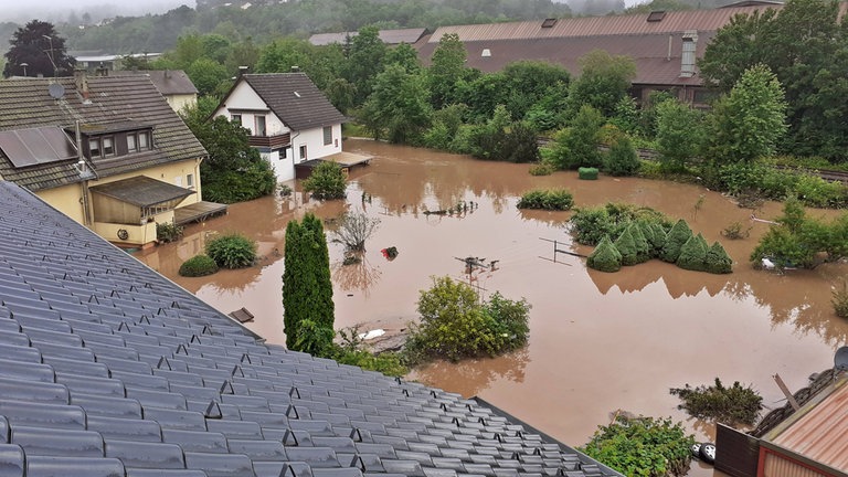 In Jünkerath in der Eifel waren viele Häuser vom Hochwasser betroffen. 