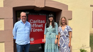 Joachim Schäferbarthold, Susanne Willems (Mitte) und Judith Wörz-Becker (rechts) waren bisher die Fluthilfekoordinatoren der Caritas. Nun bilden sie das Referat für Krisen- und Katastrophenmanagement.