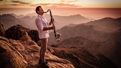 Der Saxophonist Mulo Francel auf dem Sinai