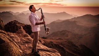 Der Saxophonist Mulo Francel auf dem Sinai