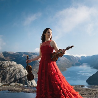 Ragnhild Hemsing, Violine und Hardangerfiedel