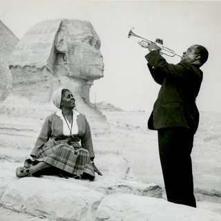  Louis Armstrong mit Frau in Ägypten