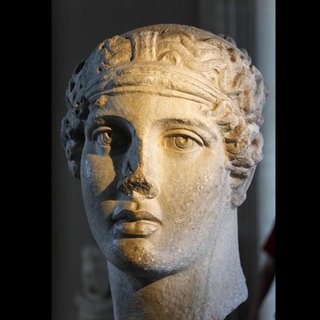 Kopf der griechischen Dichterin Sappho, antike Steinskulptur, Archäologisches Museum, Topkapi-Palast, Istanbul  Türkei