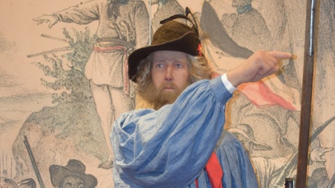 Badische Revolution 1848: Lebensgroße Hecker-Figur aus der Ausstellung "Jetzt machen wir Republik!" im Rosgarten Museum Konstanz – Friedrich Hecker mit dem "Hecker-Hut"