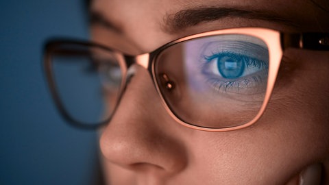 Eine Alternative zur Gesprächstherapie bei PTBS ist EMDR - hier wird mit der Augenbewegung gearbeitet