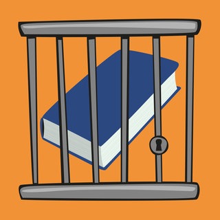 Buch hinter Gittern (Symbolbild): Verwüstete Buchregale in Bibliotheken, rechte Demonstranten, die Lesungen stören, politisch motivierte Buchverbote – Fachleute sprechen von einem neuen Kulturkampf gegen die Literatur. Wie reagiert die Buchbranche?