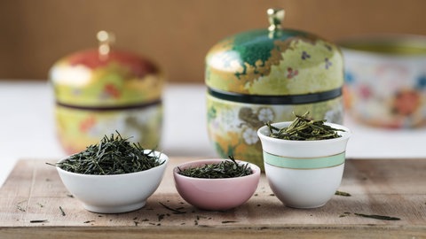 Grüner Tee: Gyokuro Shibushi, Sencha Kirishima und Bancha Shizuoka (v.l.n.r.)