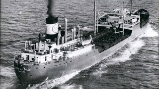 Schiff auf See: Nach Abschluss der Forschungsarbeiten in Geesthacht war geplant, ein deutsches Handelsschiff mit einem Atomreaktor als Antrieb einzusetzen. Durch eine Vereinbarung zwischen der Gesellschaft für Kernenergie und der Esso-Tankschiff-Reederei in Hamburg sollte die 1937 in Kiel gebaute "Esso Bojivar'" mit einem Atomreaktor ausgestattet werden.