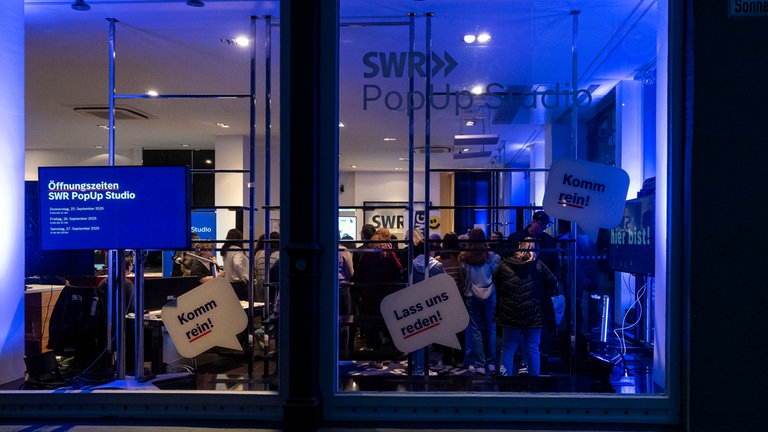 Thomas Booktok live bei der SWR Regiotour in Schwäbisch Gmünd