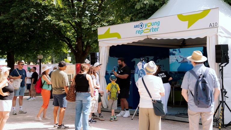 Impressionen von der Festivalmeile beim SWR Sommerfestival 2026
