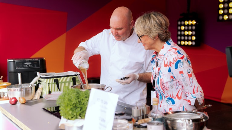 Impressionen von der Festivalmeile beim SWR Sommerfestival 2026