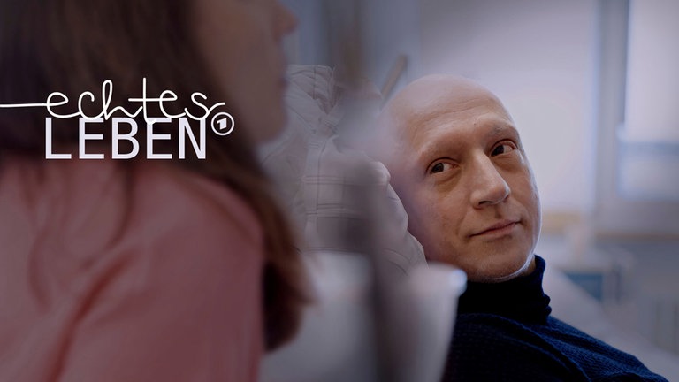 Philipp steht vor einer lebensentscheidenden OP. Seine Frau Kirsten wird dem dreifachen Familienvater eine ihrer Nieren spenden.