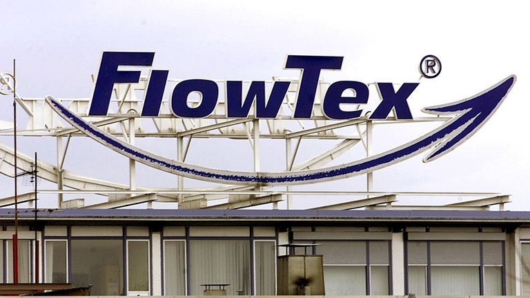 Das Logo der FlowTex-Gruppe in Ettlingen, aufgenommen am 7.2.2000. © SWRdpa