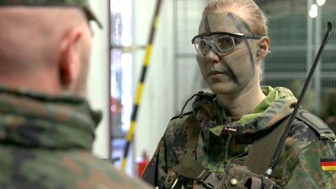 Quereinsteigerin Samira: neue Karriere bei der Bundeswehr.