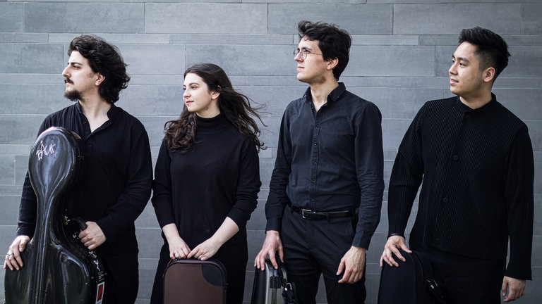 Das Viatores Quartet bestehend aus Louisa Staples, Johannes Brzoska, Gordon K. H. Lau und Umut Saglam ist „SWR Kultur New Talent 2024“.