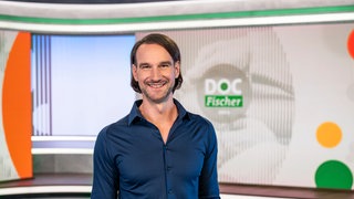 er praktizierende Chirurg Prof. Dr. Derek Zieker-Fischer übernimmt die Moderation des SWR Gesundheitsmagazins Doc Fischer