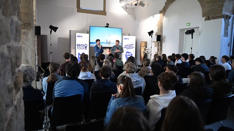 Doku Klasse bei der SWR Regiotour Sinsheim