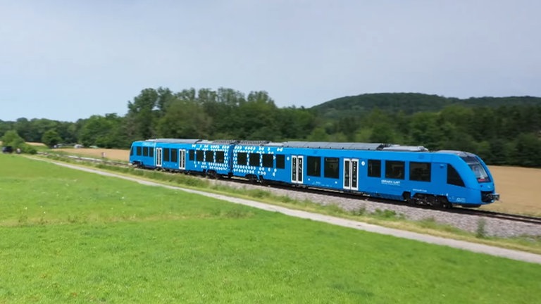 Den Triebwagen gibt es nicht nur mit Brennstoffzelle, es gibt auch konventionelle Diesel- und Elektroversionen.
