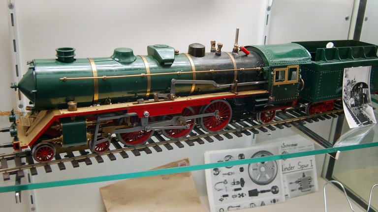 Im Bahnhof Weissenstein befindet sich das Museum, mit „Eisenbahnraritäten“