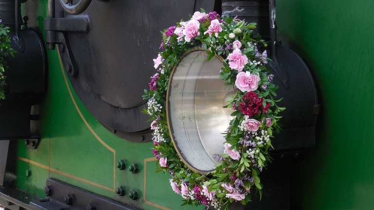 Blumenschmuck für die Jubilarin