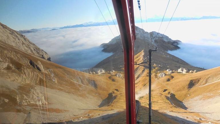 Pilatusbahn kurz vor der Bergstation Pilatus Kulm