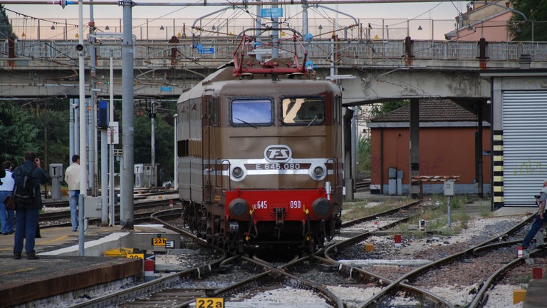 E Lok E 645 090