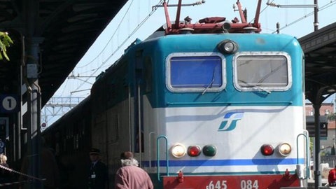 E Lok 645 084