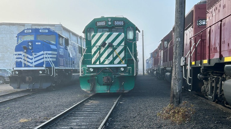 Auf dem Güterbahnhof in The Pas, wo die Züge durch die Wildnis zusammengestellt werden