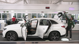 Alltag in der größten Autowaschanlage der Welt.