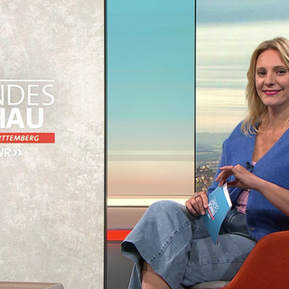 Moderatorin Jana Kübel