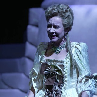 Schauspielerin Natalie O’Hara und ihre Liebe zum Theater
