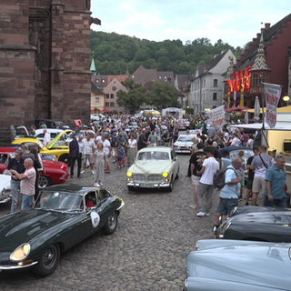 Oldtimer-Treff in Freiburgs Innenstadt.