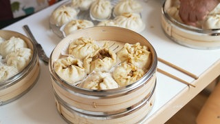 So bereitet man Dumplings auf thailändische Art zu