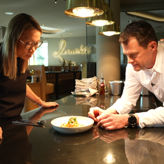 Kochen jetzt für Familien: Sarah Henke und Christian Eckhardt haben lange in Sterne-Restaurants gearbeitet.