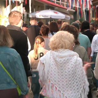 First Friday: Wie die Einzelhändler in Andernach die Innenstadt belebt haben