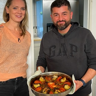 Heimatküche: Susanne Nett und Alper Kömür kochen Tepsi Kebabi