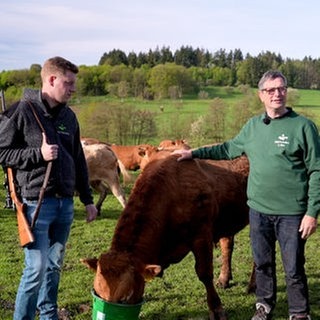 Christoph Mies und seine Familie gehen auf ihrem Biohof in Hachenburg einen besonders konsequenten Weg.