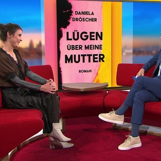 Gast Autorin Daniela Dröscher und Moderator Holger Wienpahl