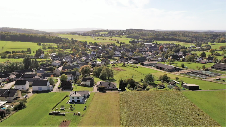 Hierzuland Weidenhahn Ortsansicht