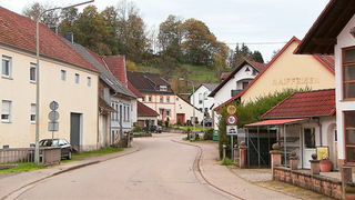 Hierzuland Langenbach Hauptstraße