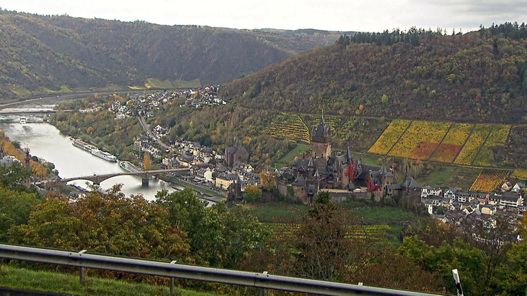 Hierzuland Cond, Ortsansicht