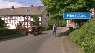 Hierzuland Rückeroth Hauptstraße Schild neu