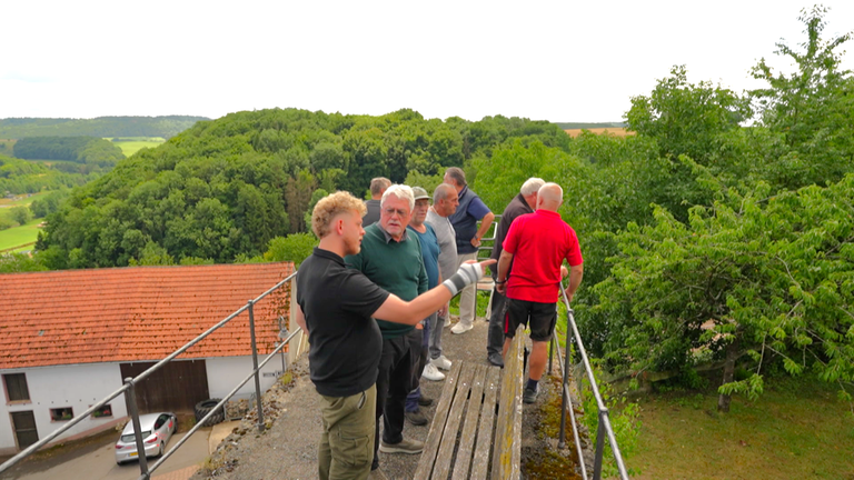 Mitglieder der "Initiative Burg Bettingen"