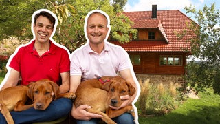 Andreas und Bernd haben einen alten Bauernhof mitten im Schwarzwald saniert.