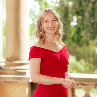 Anna Zenz